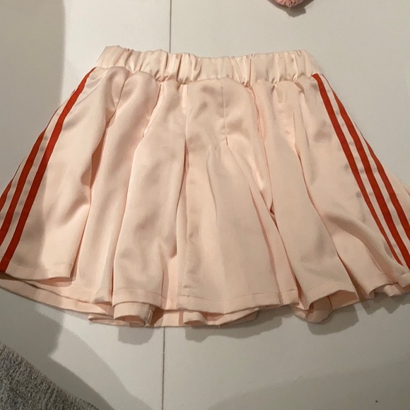 Adidas skirt peach - Picture 2 of 4